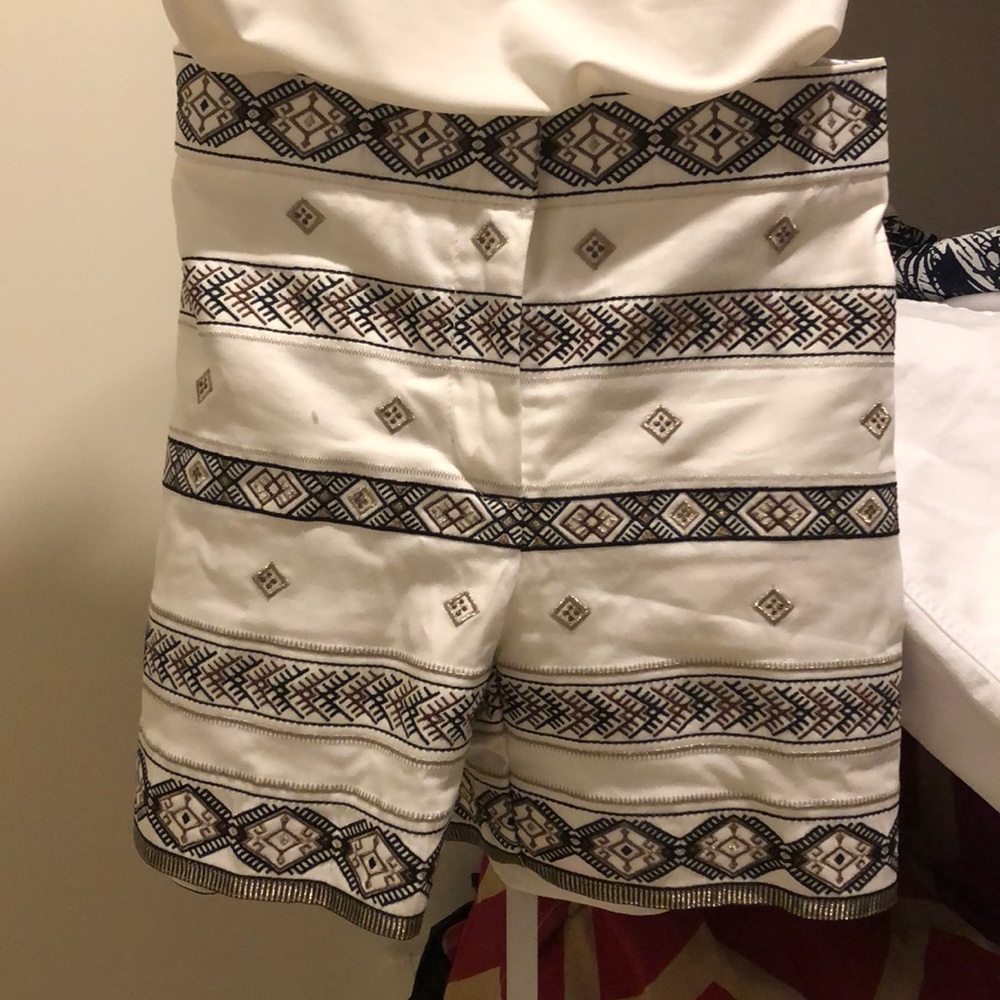WHBM embroidered short